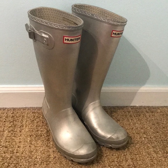 short silver hunter boots